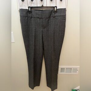 Apt. 9 Women’s Black & White Plaid Pants. Subtle Red Stripe. Size 16. NWOT